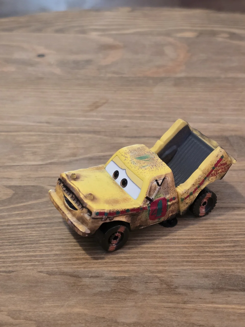 Disney Pixar Cars 3 Taco Die-Cast Push Toy Truck - Picture 1 of 6